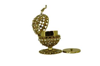 Gold cubic zirconia jewellery-box 4