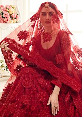 Red embroidered net semi stitched lehenga 3