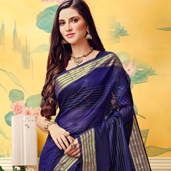 blue woven Silk blend saree with blouse 2