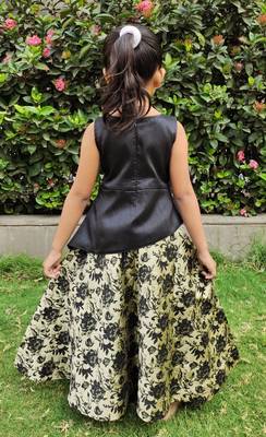 Kids Black Top And Golden Lehenga Choli 2