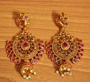Red Danglers-Drops 1