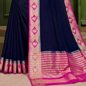 blue woven Silk blend saree with blouse 3