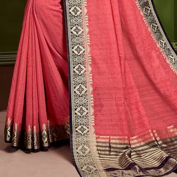 Red woven Silk blend saree with blouse 3