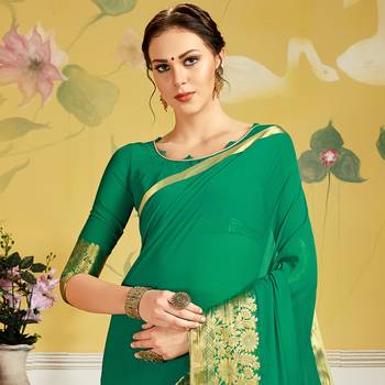 Green woven Chiffon saree with blouse 2