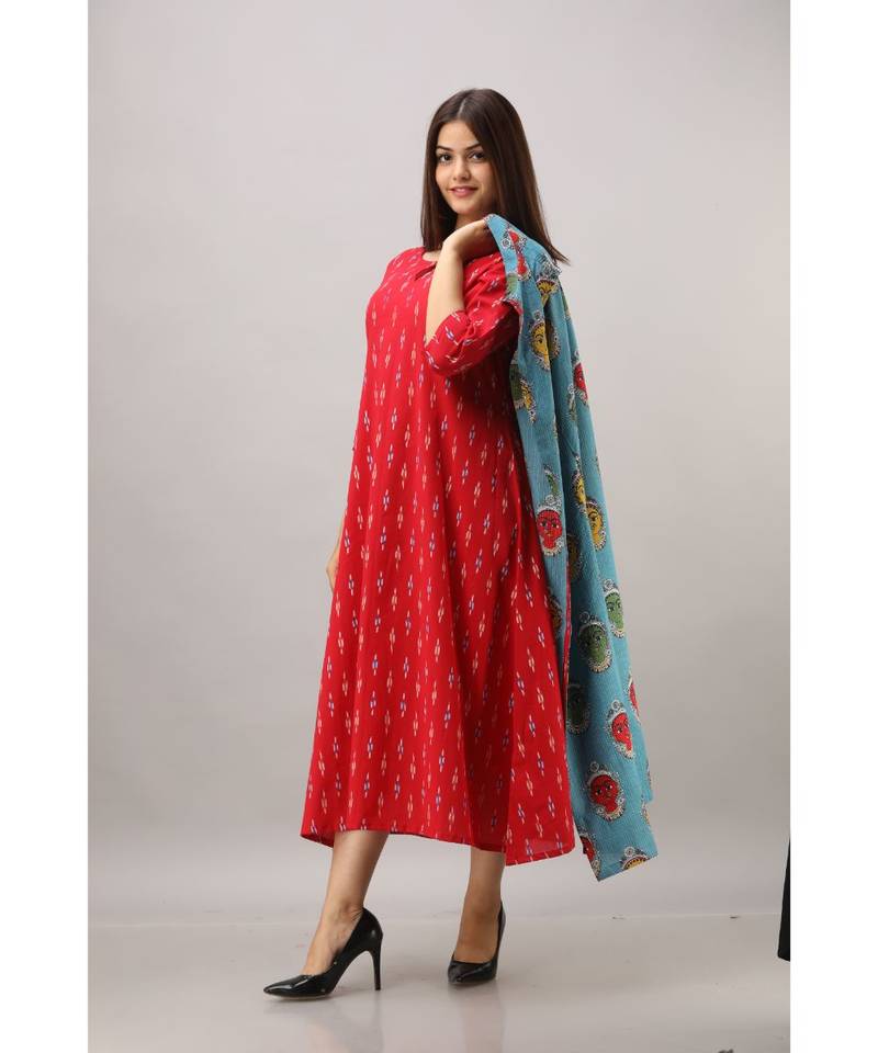 Women's Red & Blue Cotton & Katha Cotton Ikat Printed A-line Kurta