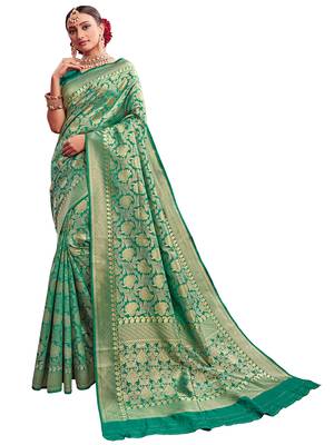 Green woven silk saree with blouse 1