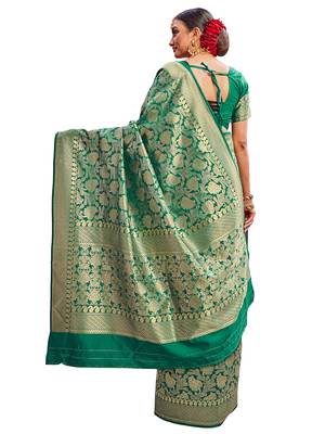 Green woven silk saree with blouse 2