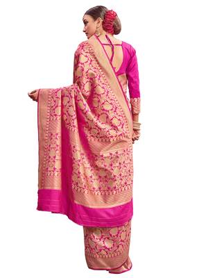 Pink woven silk saree with blouse 2