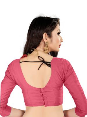 Pink woven banarasi silk saree with blouse 5