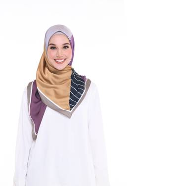 Women'S Smoothy Silk Printed 110 * 110 Cm Square Hijab Scarf Dupatta 4