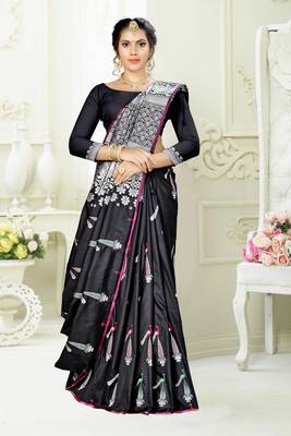 Black woven banarasi silk saree with blouse 4