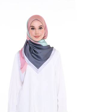 Women'S Daily Wear Smoothy Silk Square Scarf Hijab 3