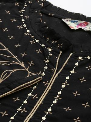 Black printed liva long-kurtis 5