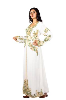 Off-white embroidered georgette islamic-kaftans 3
