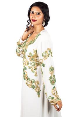 Off-white embroidered georgette islamic-kaftans 4