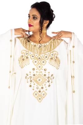 Off-white embroidered georgette islamic-kaftans 4