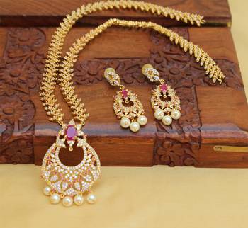 Red Agate Necklaces 1