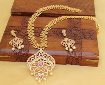 Red Agate Necklaces 1