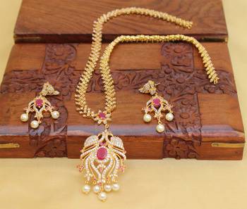 Red Agate Necklaces 1