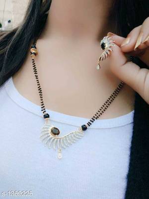 Gold diamond mangalsutra 1