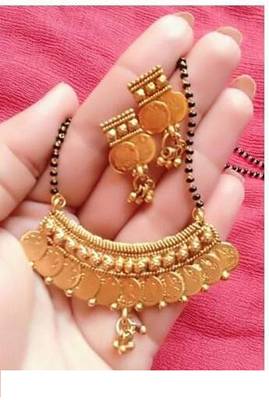Gold diamond mangalsutra 1