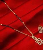 Gold diamond mangalsutra