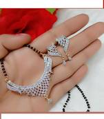 Gold diamond mangalsutra