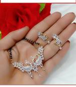 Gold diamond mangalsutra