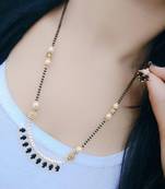 Gold diamond mangalsutra