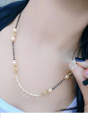 Gold diamond mangalsutra 1