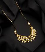 Gold diamond mangalsutra