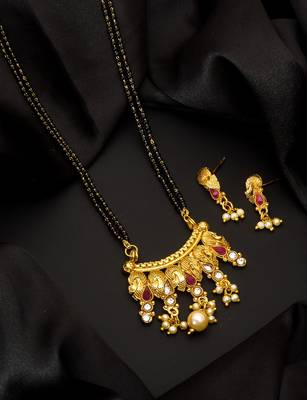 Gold diamond mangalsutra 1