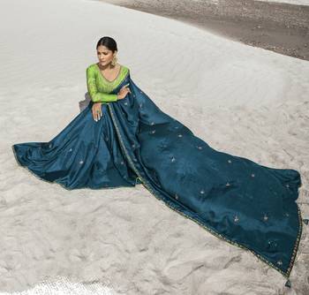 Teal Embroidered Silk Blend Saree With Blouse 2