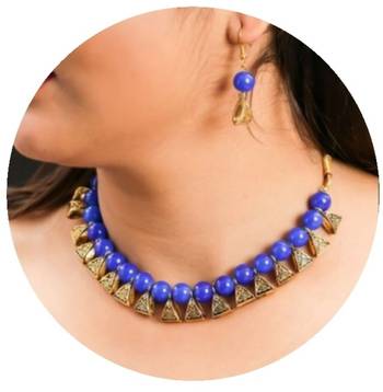 Blue Pearl Necklaces 1