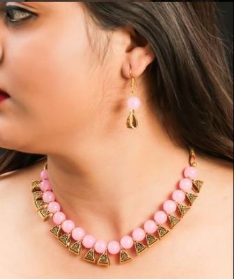 Pink Pearl Necklaces 1