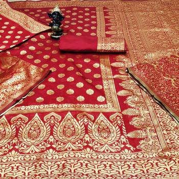 Red woven banarasi saree with blouse 1