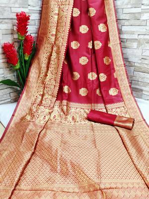 Red woven banarasi saree with blouse 1