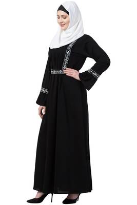 Black Embroidered Pintuck Abaya 4