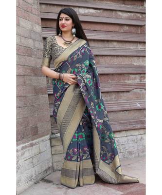 Black Woven banarasi saree with blouse 1