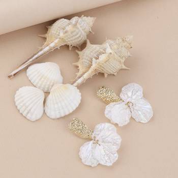 Stylish Charm Earring For Girl And Women 3