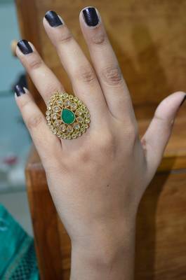 Green cubic zirconia rings 4