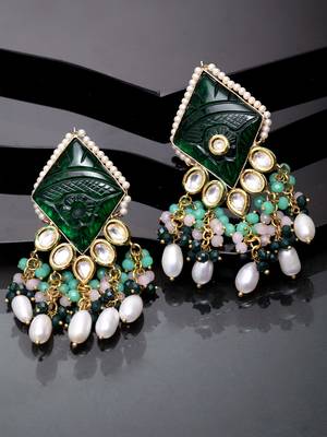 Green
 emerald   earrings 1