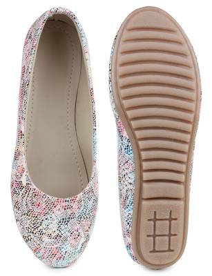 Multi Beautiful synthetic material bellies for women  5
