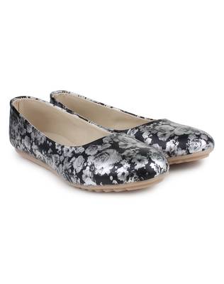 Black Beautiful synthetic material bellies for women  4