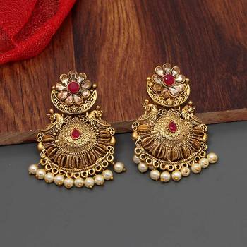 Maroon Danglers Drops 2