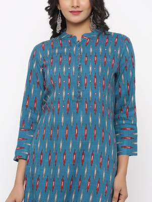 Women's Teal Rayon Ikat Print Straight Kurta 4