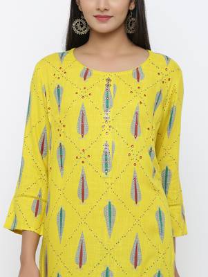 Women's Yellow Rayon Self Design Straight Kurta 4
