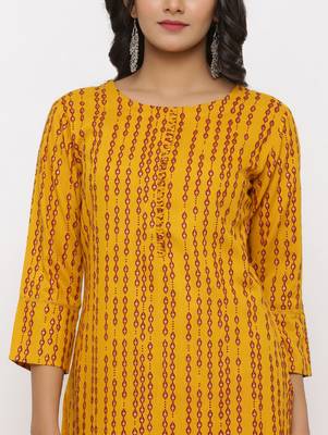 Women's Mustard Rayon Self Design Straight Kurta 4