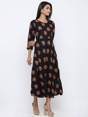 Women's Black Rayon Self Design Anarkali Kurta 3