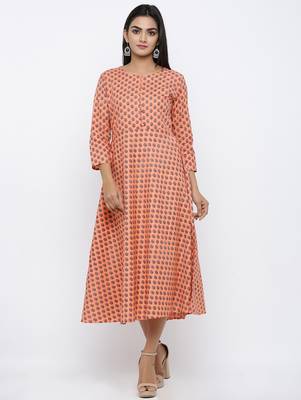Women's Peach Cotton Cambric Self Design Anarkali Kurta 1